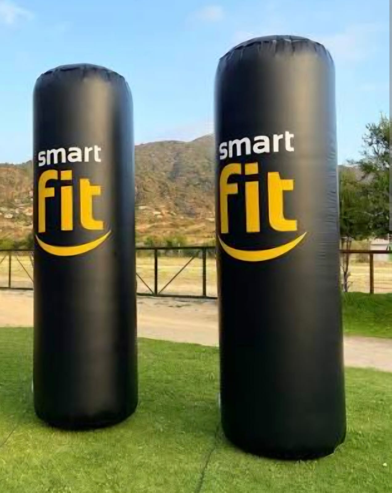 Columnas inflables Smart Fit en exterior